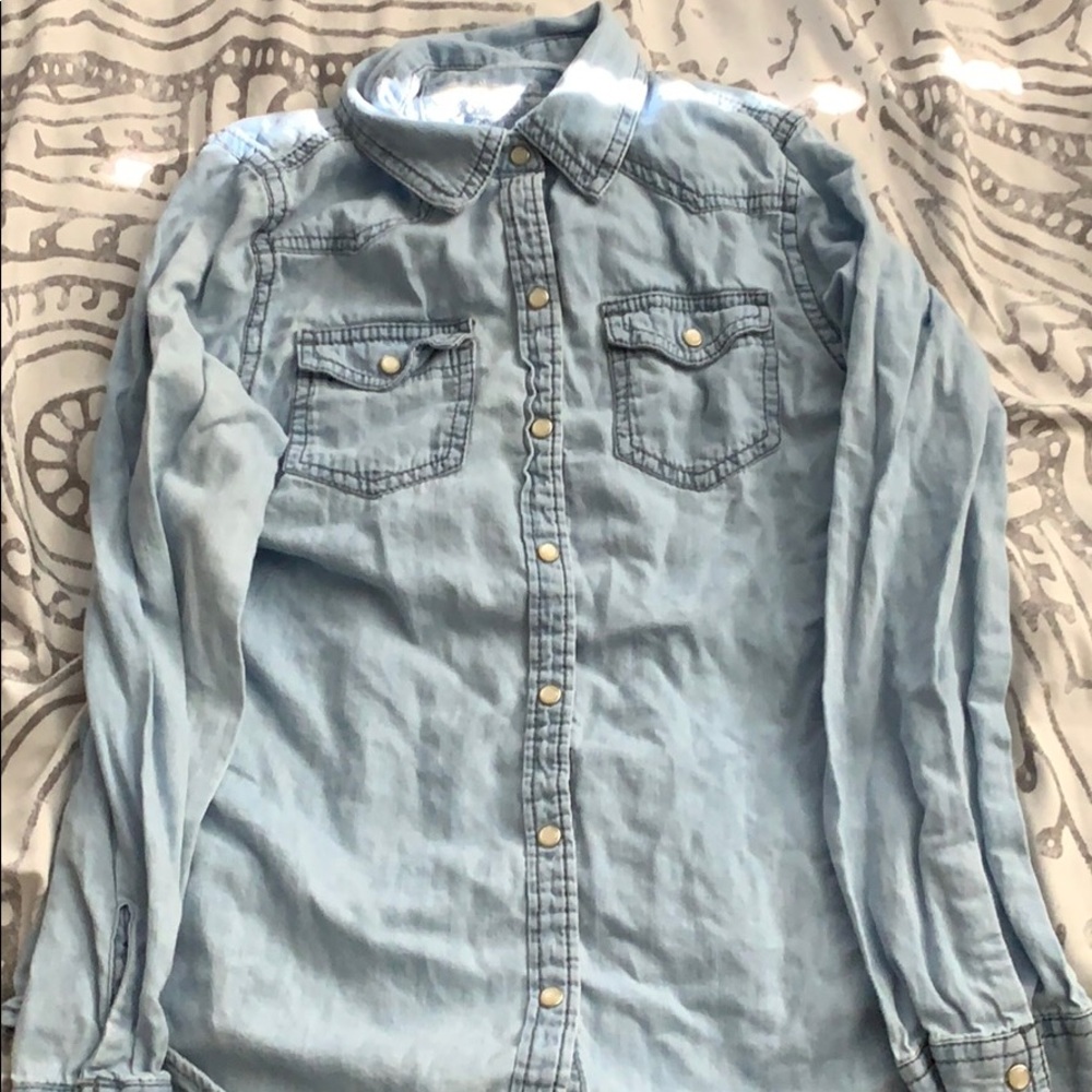 Light blue Button up Mudd Jean top size 10/12